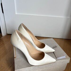 Jimmy Choo Women's White and Cream Pumps